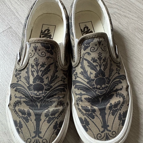 Vans Shoes - Vans Green and Black Skull Patterned Slip-On Sneakers